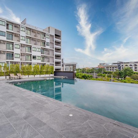 Thaya Hotel Bangkok Exterior foto