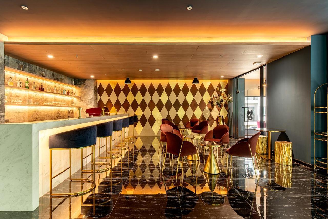 Thaya Hotel Bangkok Exterior foto